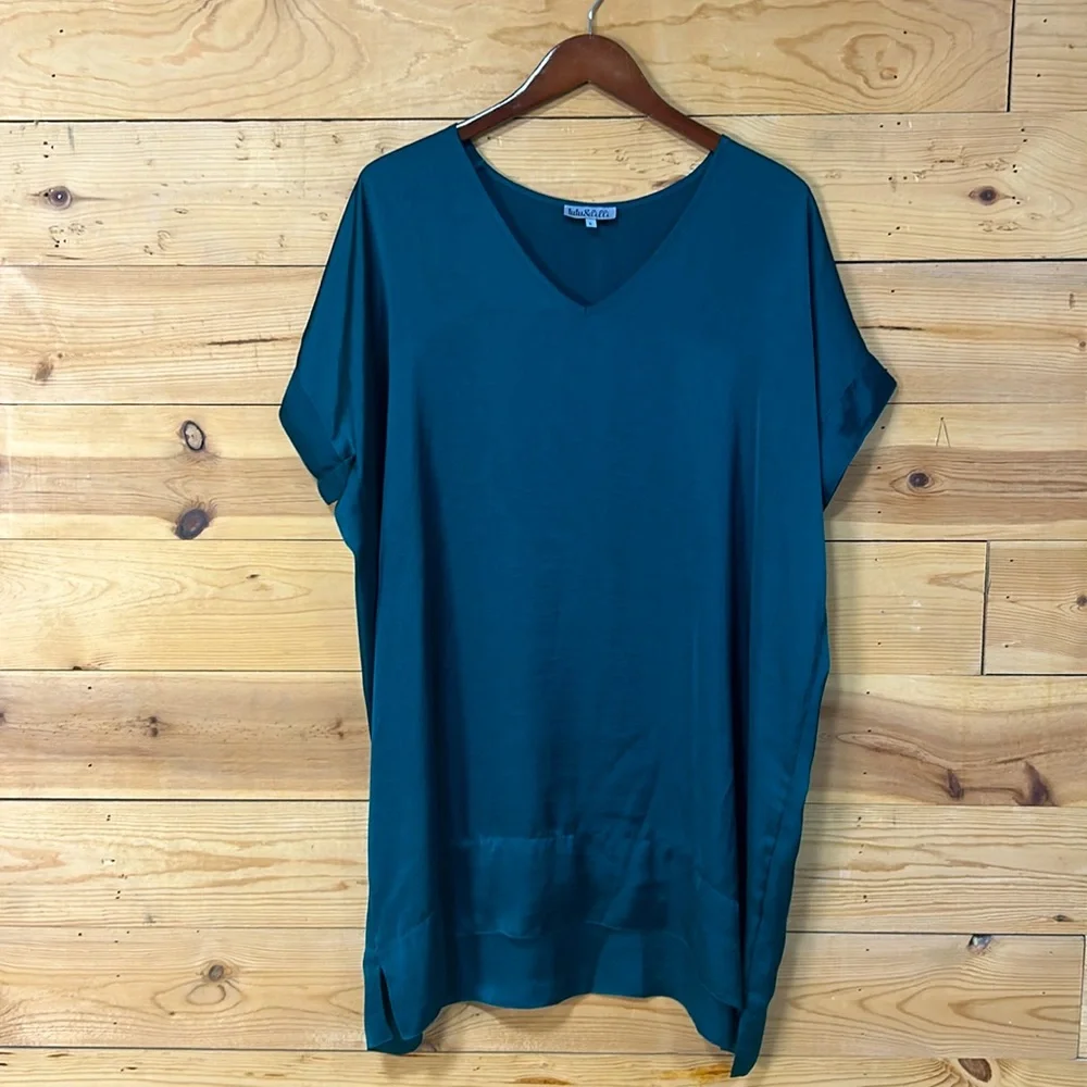 EUC tutu & lilli Wimberley silky polyester tunic top casual dress Roomy L/XL